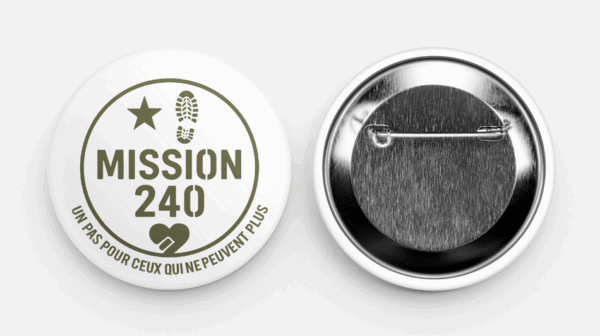 Badge Mission 240 (57 mm) – Image 2