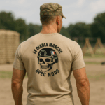 T-shirt militaire sable – « Le Diable marche avec nous »